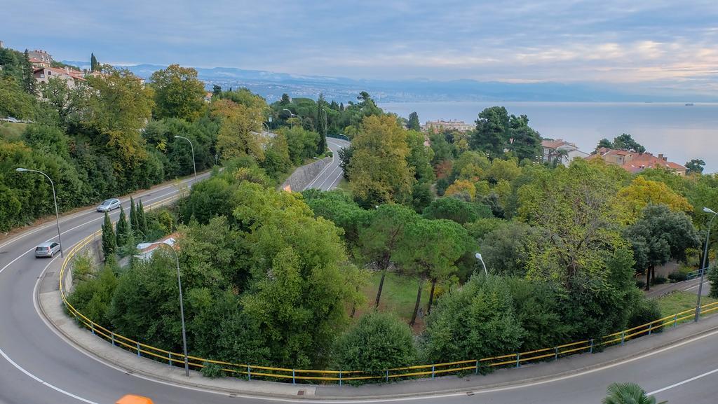 Apartments Villa Marta Opatija Exterior photo