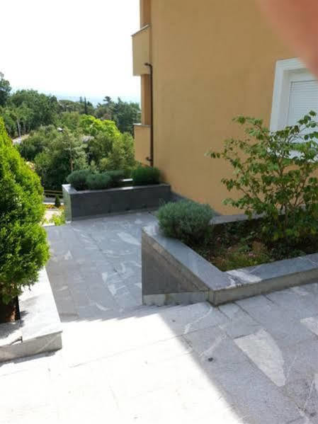 Apartments Villa Marta Opatija Exterior photo